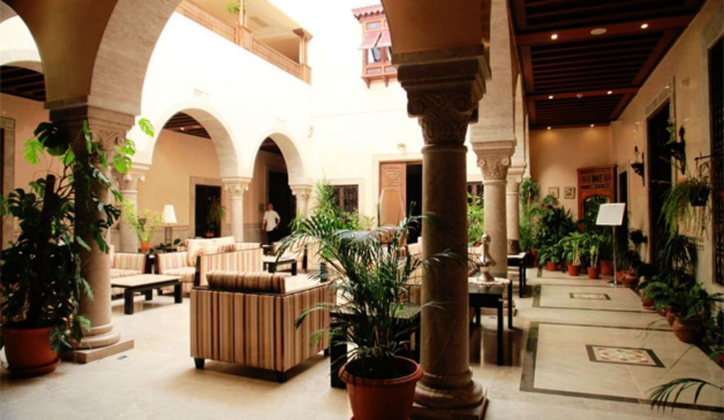 Borj Dhiafa Hotel